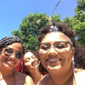 Meet your Posher, Jasmine